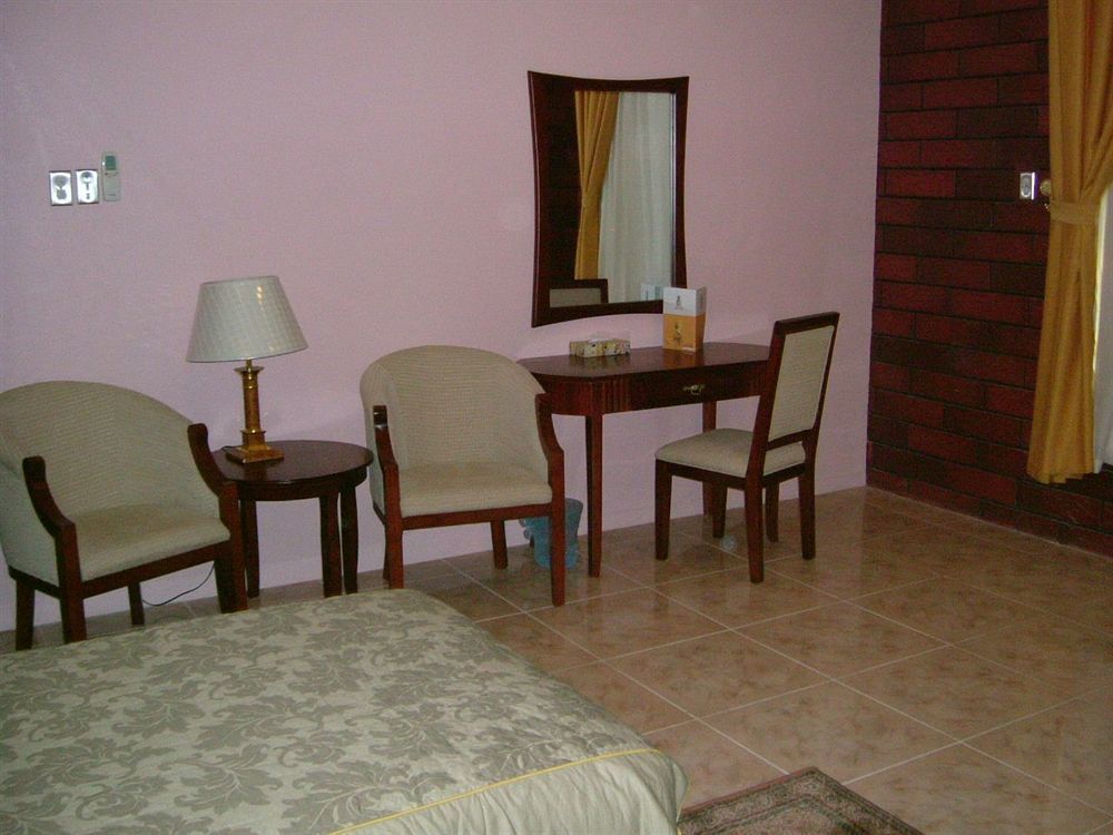 Bilqase Throne Hotel Dammam Buitenkant foto