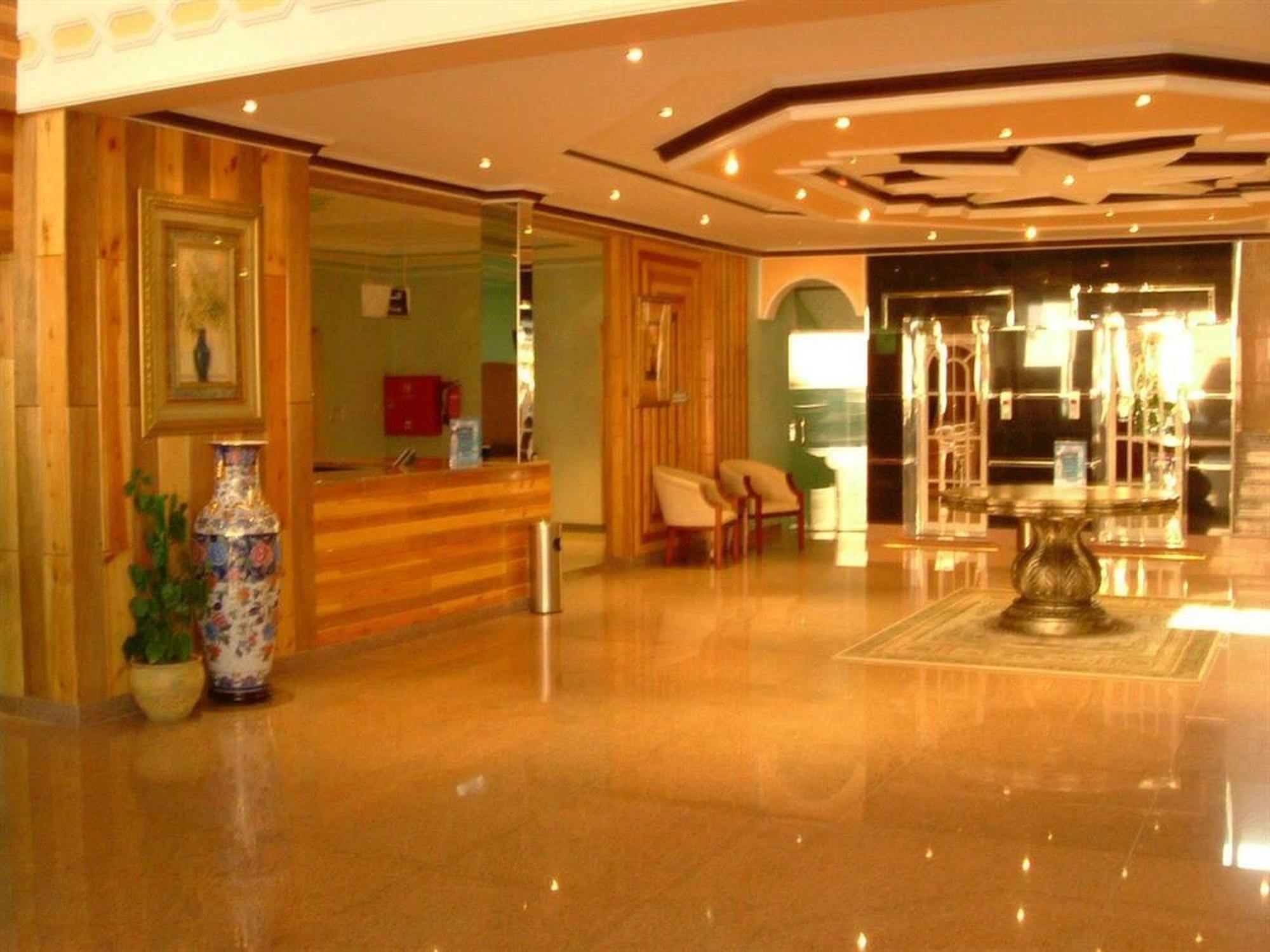 Bilqase Throne Hotel Dammam Buitenkant foto